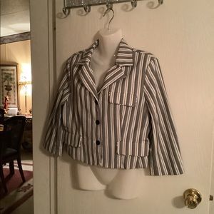Nine & company jacket black and white striped stretchy lots of buttons